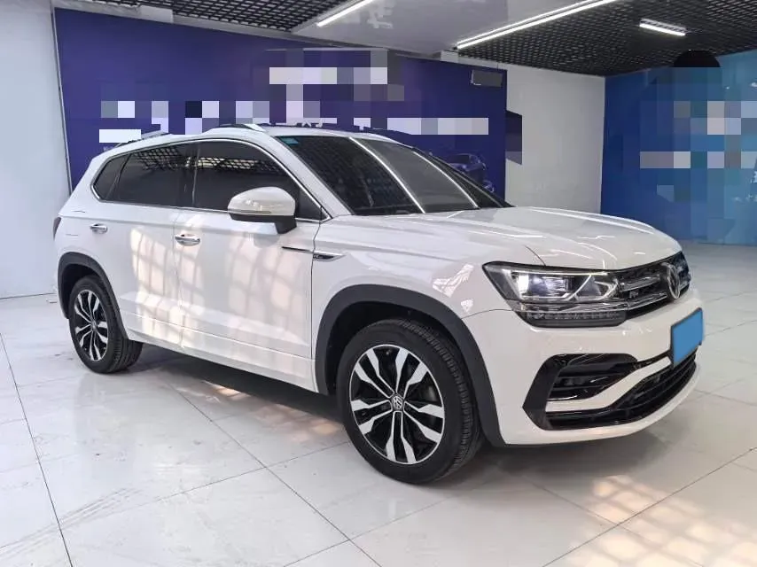 2019 MINI MINI 1.5T 102HP L3 7DCT,autocango,china used car exporter,china ev exporter,chinese used car exporter,chinese used ev exporter