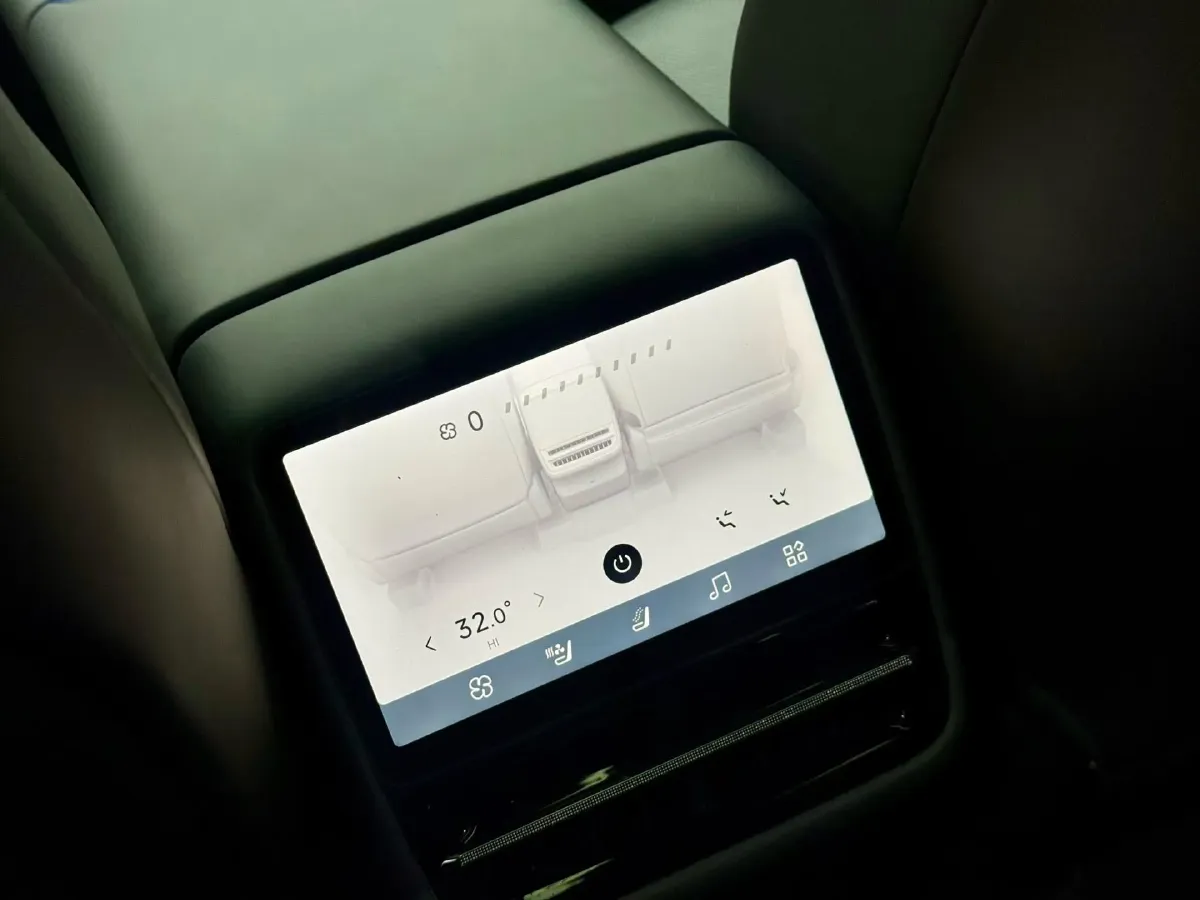 2025 Xpeng G7 BEV,autocango,china used car exporter,china ev exporter,chinese used car exporter,chinese used ev exporter