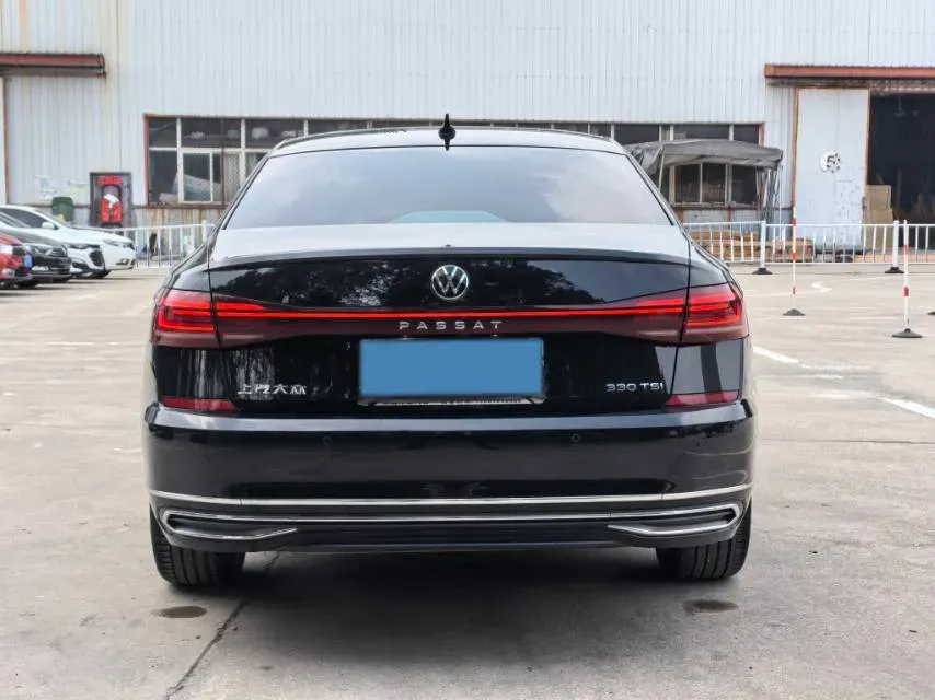 2023 Volkswagen Passat 2.0T 186HP L4 7DCT,autocango,china used car exporter,china ev exporter,chinese used car exporter,chinese used ev exporter