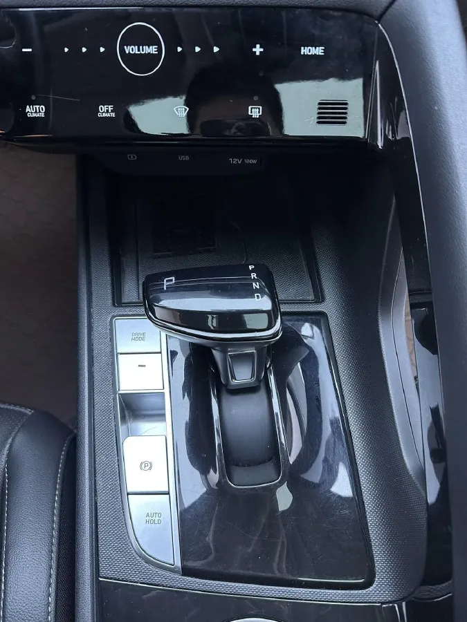 2021 Hyundai Elantra 1.5L 115HP L4 CVT,autocango,china used car exporter,china ev exporter,chinese used car exporter,chinese used ev exporter