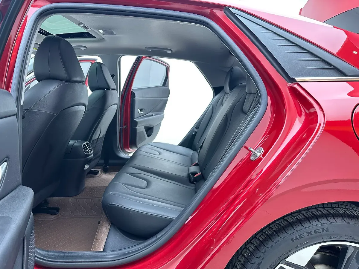 2021 Hyundai Elantra 1.5L 115HP L4 CVT,autocango,china used car exporter,china ev exporter,chinese used car exporter,chinese used ev exporter