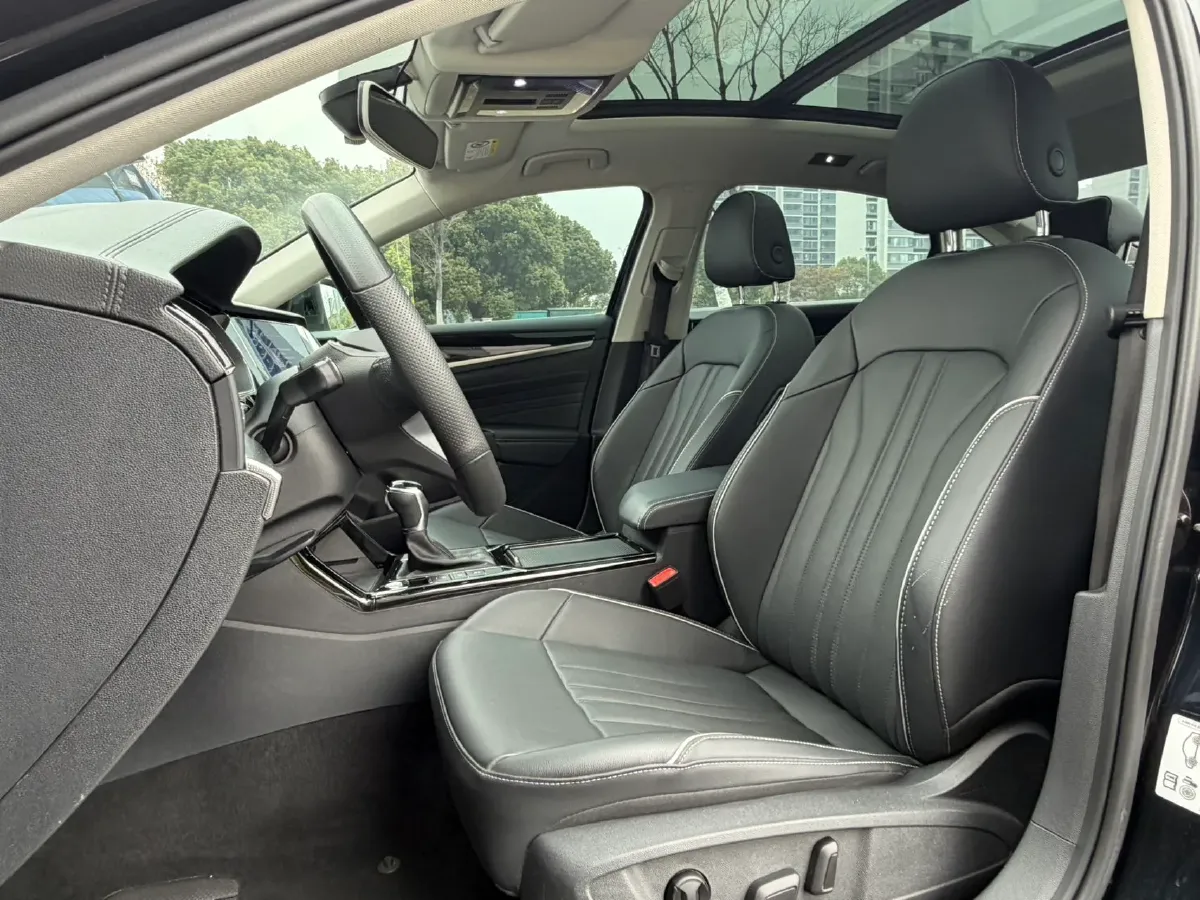 2022 Skoda Kodiak GT 2.0T 186HP L4 7DCT,autocango,china used car exporter,china ev exporter,chinese used car exporter,chinese used ev exporter