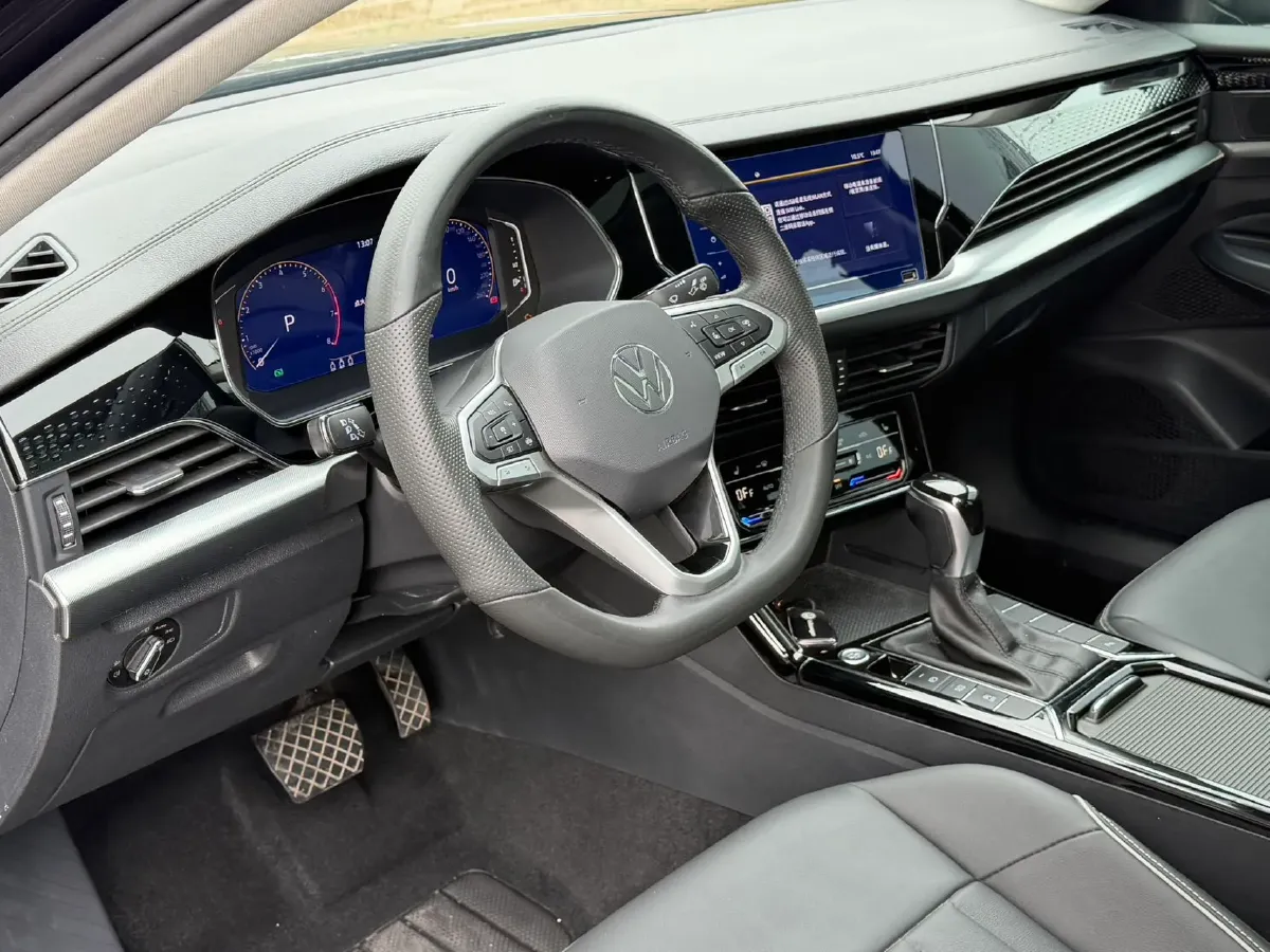 2022 Skoda Kodiak GT 2.0T 186HP L4 7DCT,autocango,china used car exporter,china ev exporter,chinese used car exporter,chinese used ev exporter