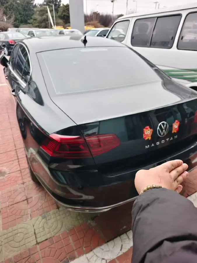 2024 Volkswagen Magotan 2.0T 186HP L4 7DCT,autocango,china used car exporter,china ev exporter,chinese used car exporter,chinese used ev exporter
