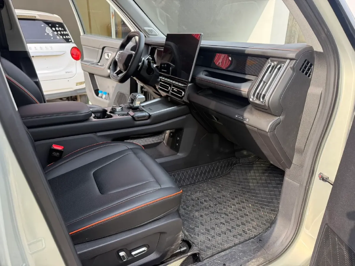 2025 Jetour Freeman 2.0T 254HP L4 8AT,autocango,china used car exporter,china ev exporter,chinese used car exporter,chinese used ev exporter