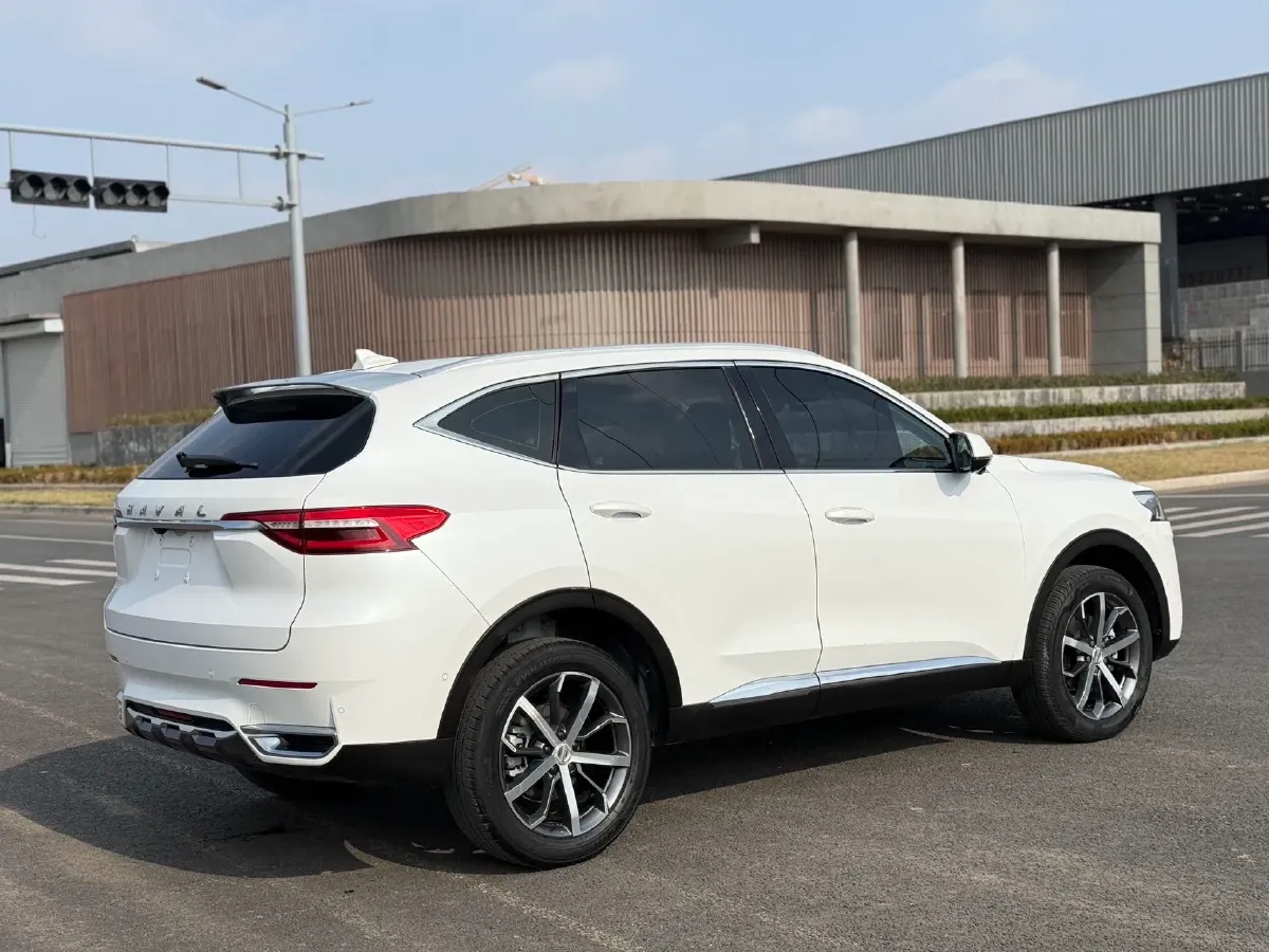 2020 Haval F7 1.5T 169HP L4 7DCT,autocango,china used car exporter,china ev exporter,chinese used car exporter,chinese used ev exporter