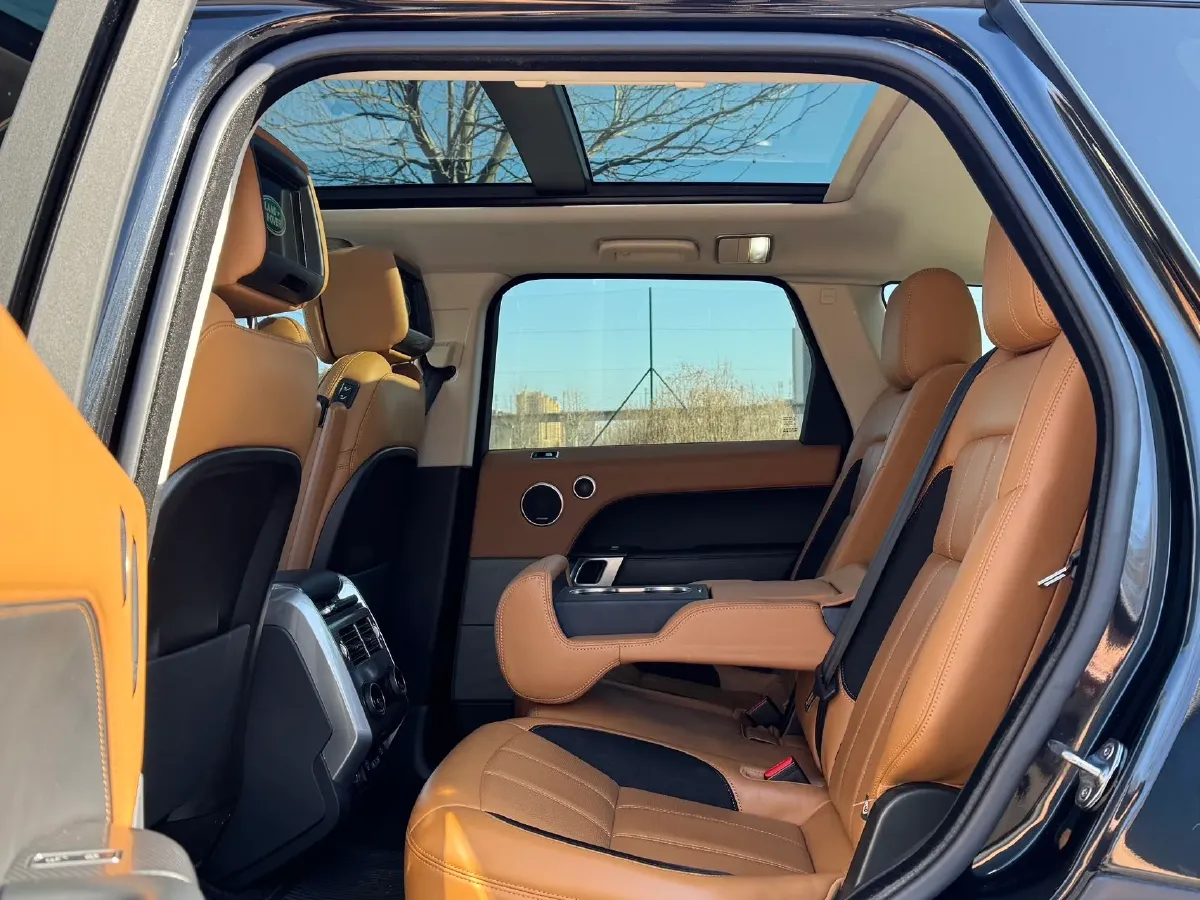 2018 Land Rover Range Rover Sport 3.0T 340HP V6 8AT,autocango,china used car exporter,china ev exporter,chinese used car exporter,chinese used ev exporter