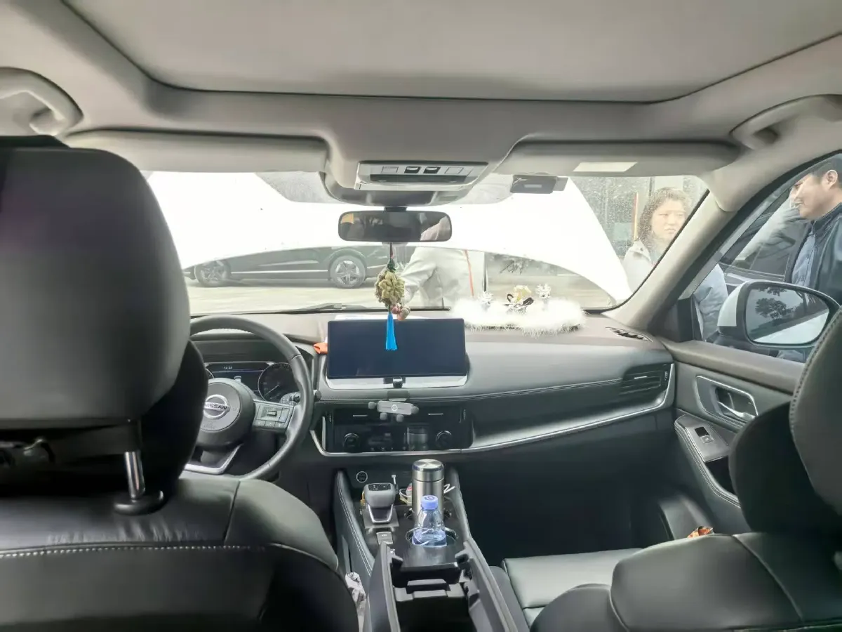 2021 Nissan X-Trail 1.5T 204HP L3 CVT,autocango,china used car exporter,china ev exporter,chinese used car exporter,chinese used ev exporter