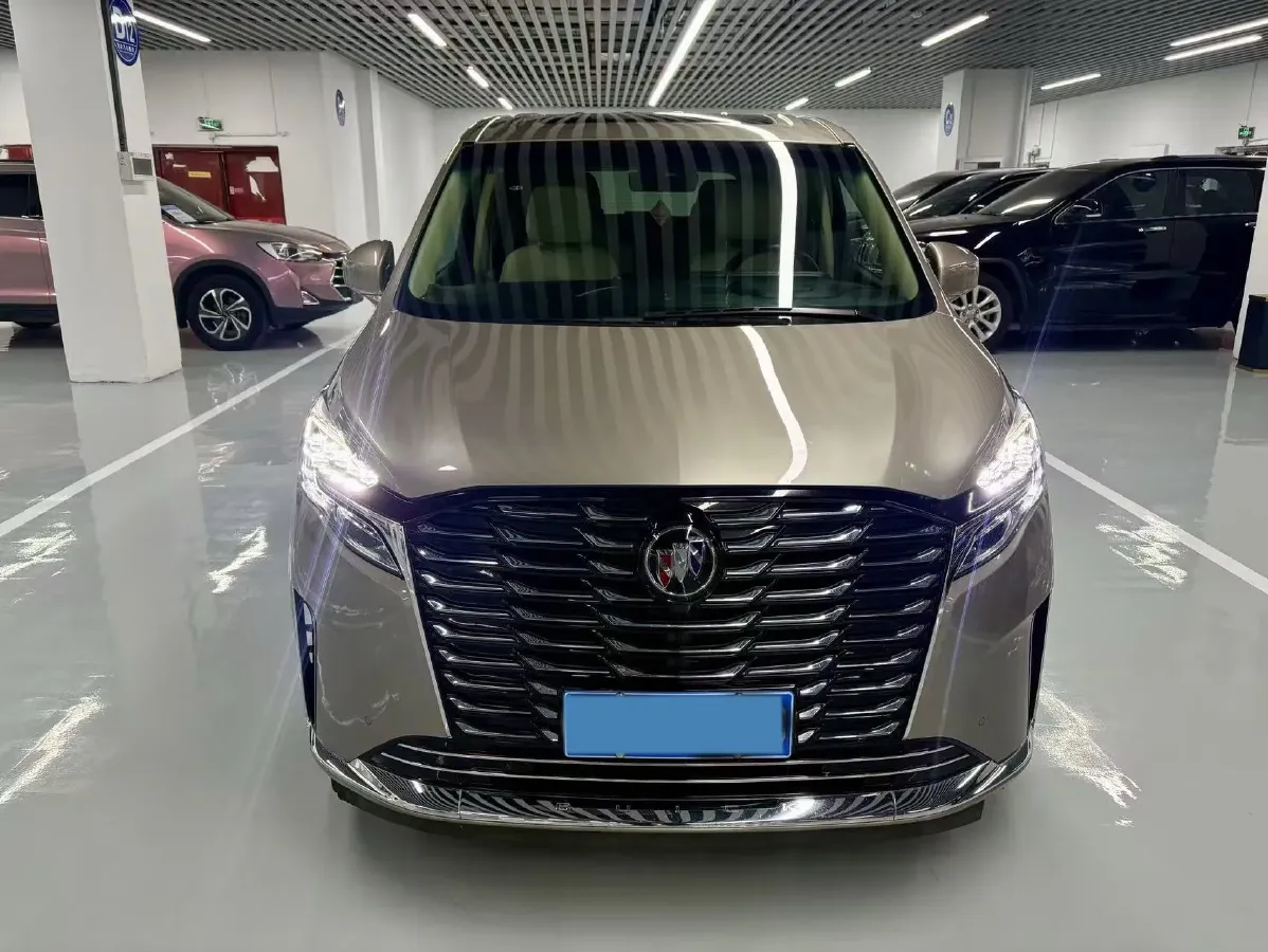 2023 Buick GL8 2.0T 237HP L4 9AT,autocango,china used car exporter,china ev exporter,chinese used car exporter,chinese used ev exporter