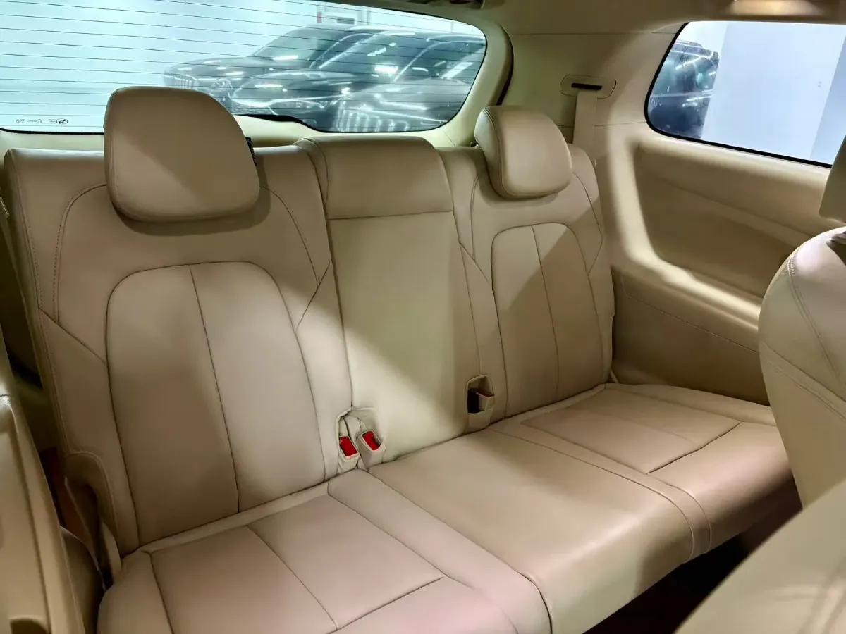 2023 Buick GL8 2.0T 237HP L4 9AT,autocango,china used car exporter,china ev exporter,chinese used car exporter,chinese used ev exporter