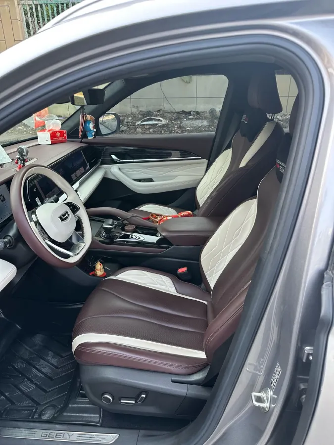 2023 Geely StarRay 2.0T 218HP L4 7DCT,autocango,china used car exporter,china ev exporter,chinese used car exporter,chinese used ev exporter