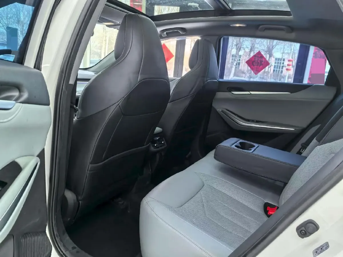 2023 ChangAn Raeton Plus 1.5T 188HP L4 7DCT,autocango,china used car exporter,china ev exporter,chinese used car exporter,chinese used ev exporter