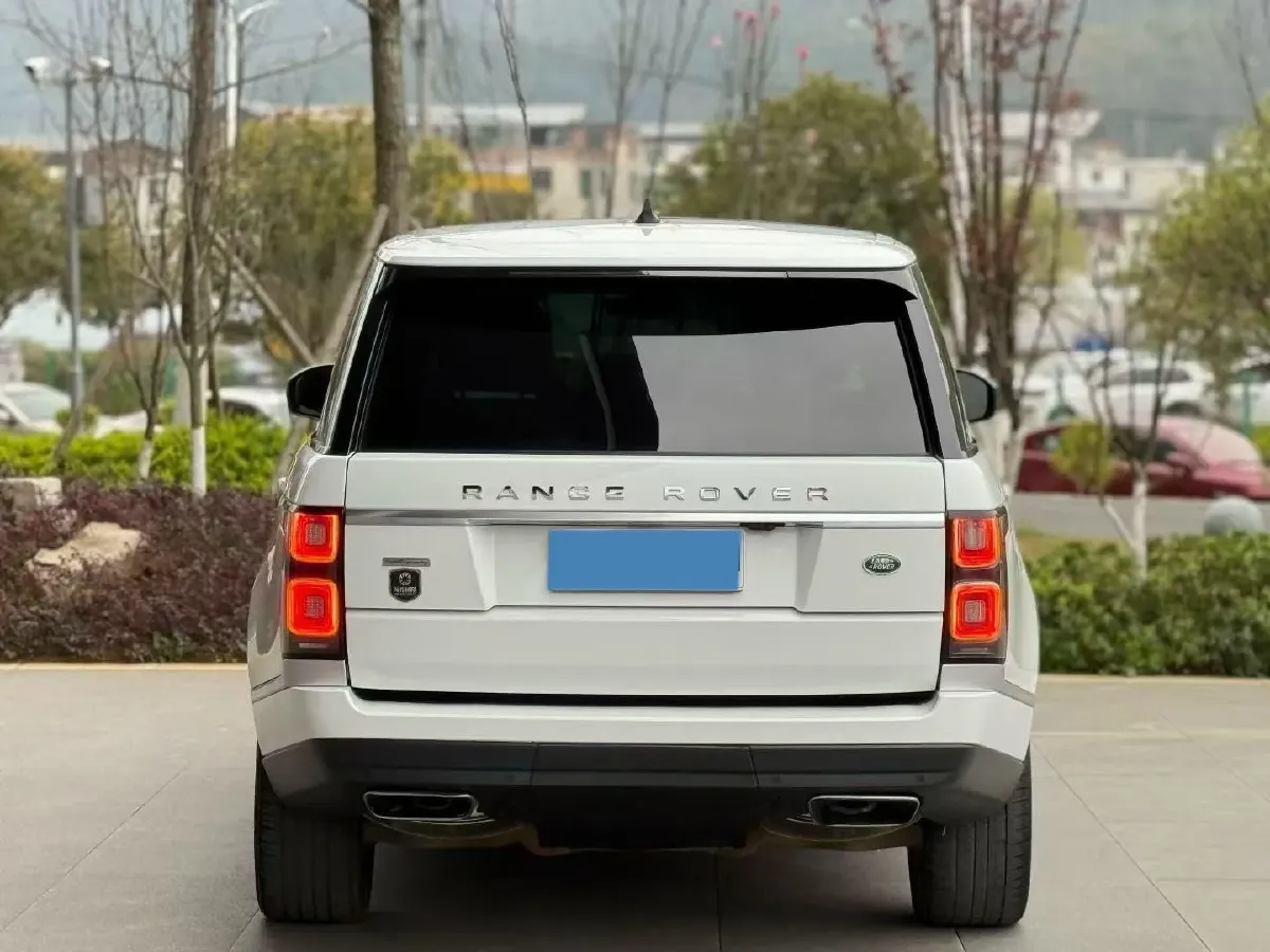 2018 Land Rover Range Rover Evoque 2.0T 241HP L4 9AT,autocango,china used car exporter,china ev exporter,chinese used car exporter,chinese used ev exporter