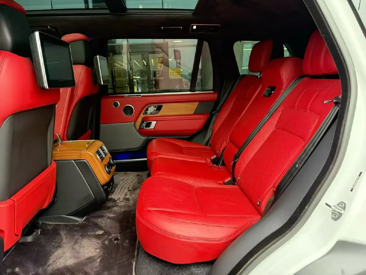 2018 Land Rover Range Rover Evoque 2.0T 241HP L4 9AT,autocango,china used car exporter,china ev exporter,chinese used car exporter,chinese used ev exporter