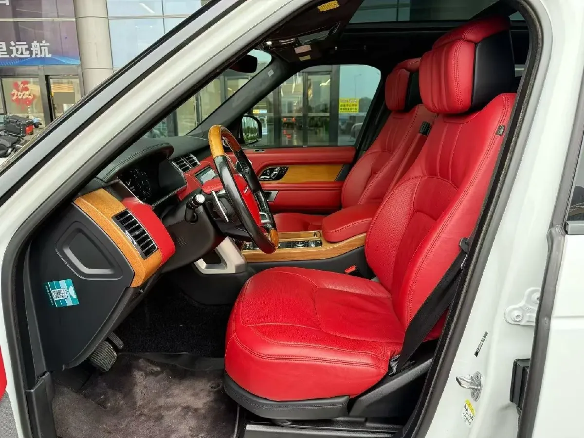 2018 Land Rover Range Rover Evoque 2.0T 241HP L4 9AT,autocango,china used car exporter,china ev exporter,chinese used car exporter,chinese used ev exporter