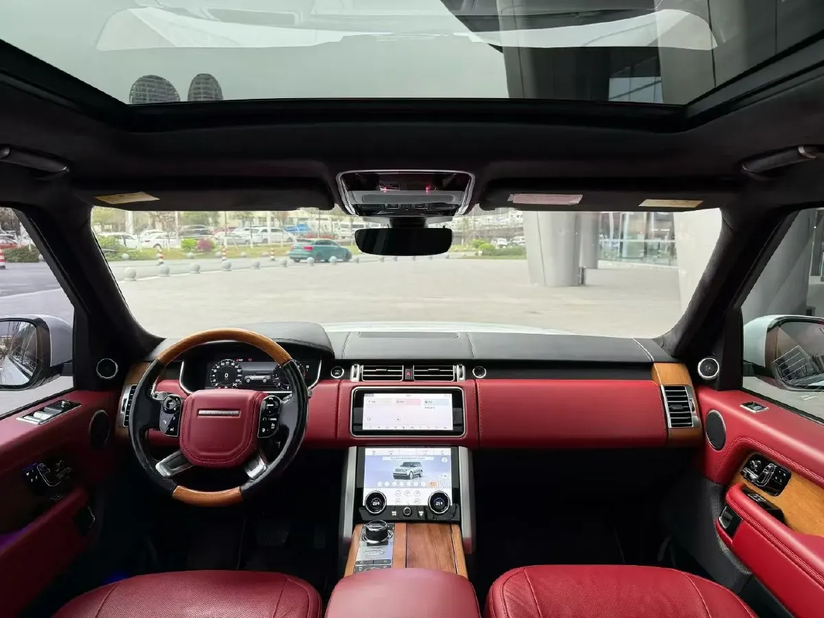 2018 Land Rover Range Rover Evoque 2.0T 241HP L4 9AT,autocango,china used car exporter,china ev exporter,chinese used car exporter,chinese used ev exporter