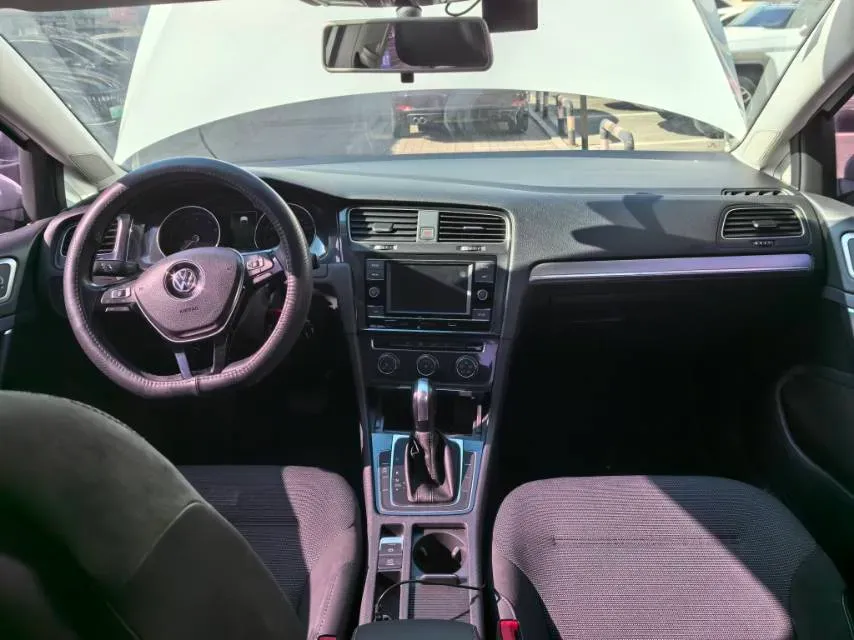 2018 Volkswagen Golf 1.4T 131HP L4 7DCT,autocango,china used car exporter,china ev exporter,chinese used car exporter,chinese used ev exporter