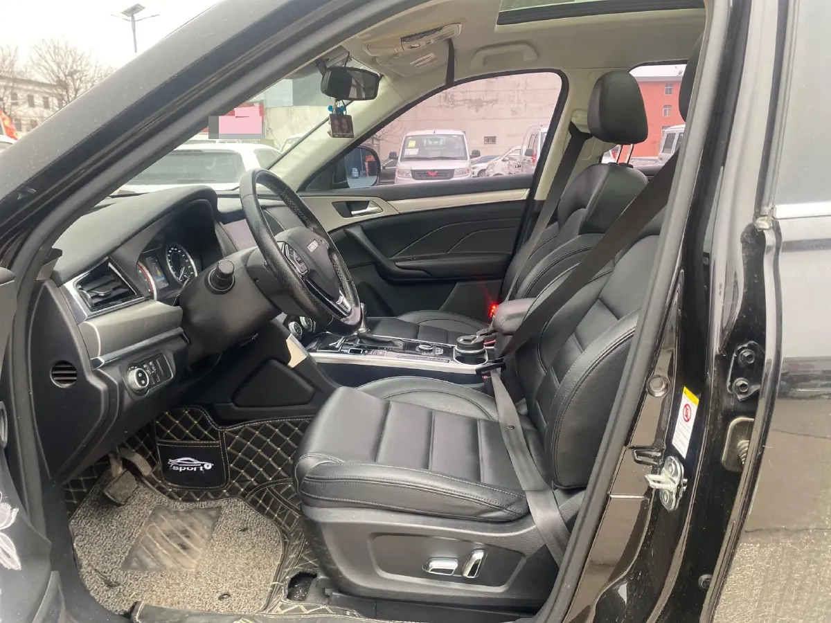 2016 Mitsubishi Outlander 2.0L 166HP L4 CVT,autocango,china used car exporter,china ev exporter,chinese used car exporter,chinese used ev exporter