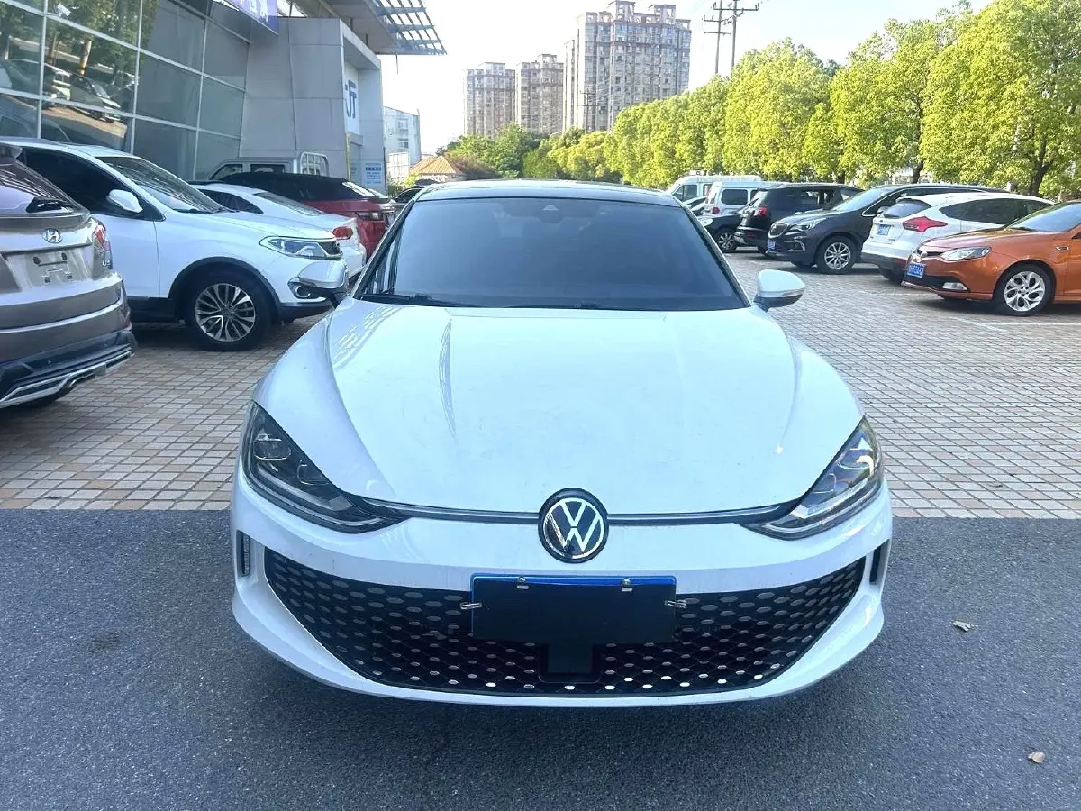 2023 Volkswagen Lamando 1.4T 150HP L4 7DCT,autocango,china used car exporter,china ev exporter,chinese used car exporter,chinese used ev exporter
