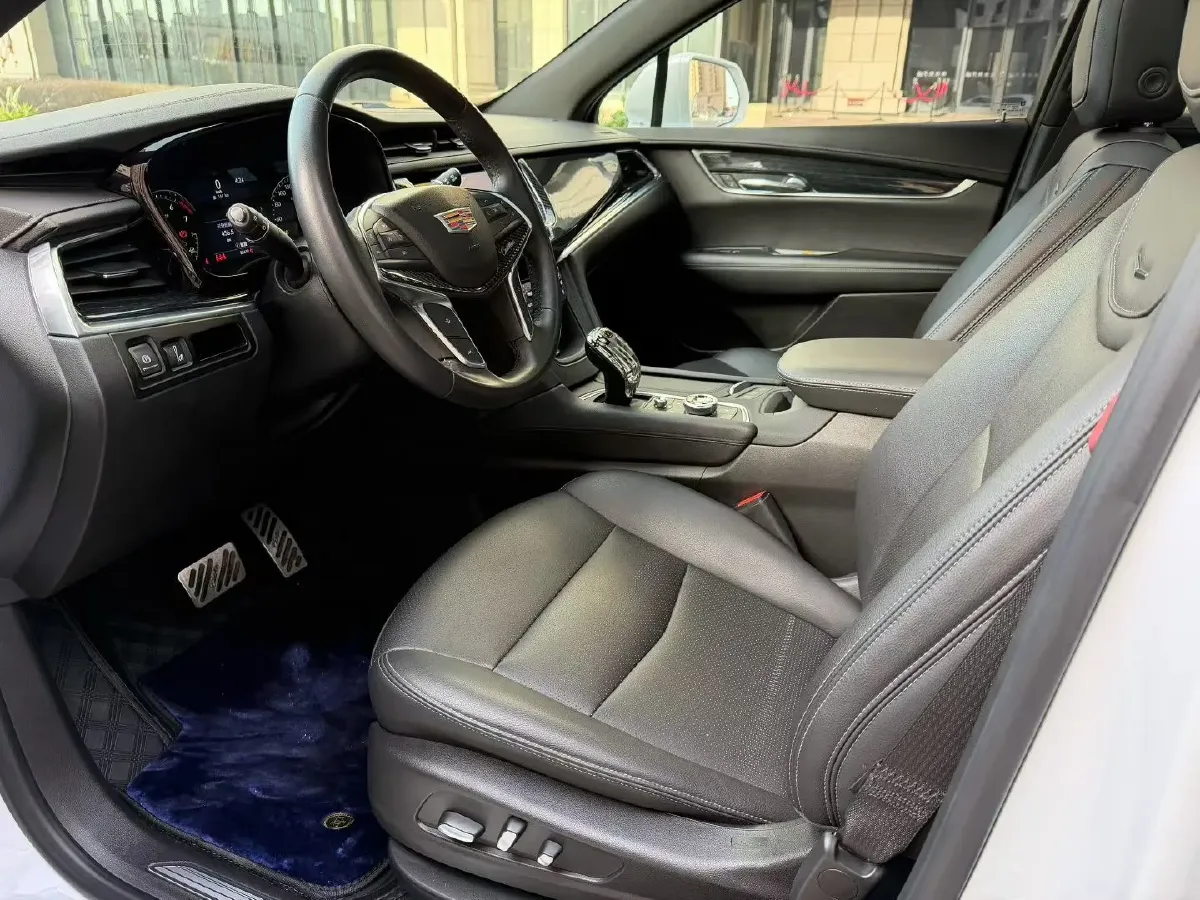 2022 Cadillac XT5 2.0T 237HP L4 9AT,autocango,china used car exporter,china ev exporter,chinese used car exporter,chinese used ev exporter