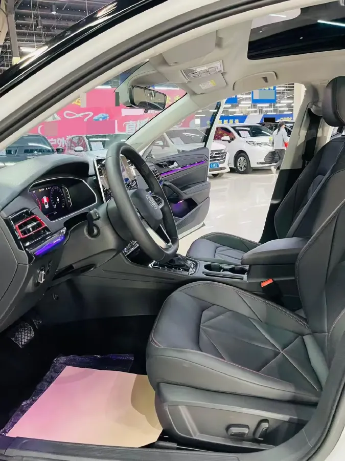 2024 Volkswagen Lavida 1.5T 160HP L4 7DCT,autocango,china used car exporter,china ev exporter,chinese used car exporter,chinese used ev exporter