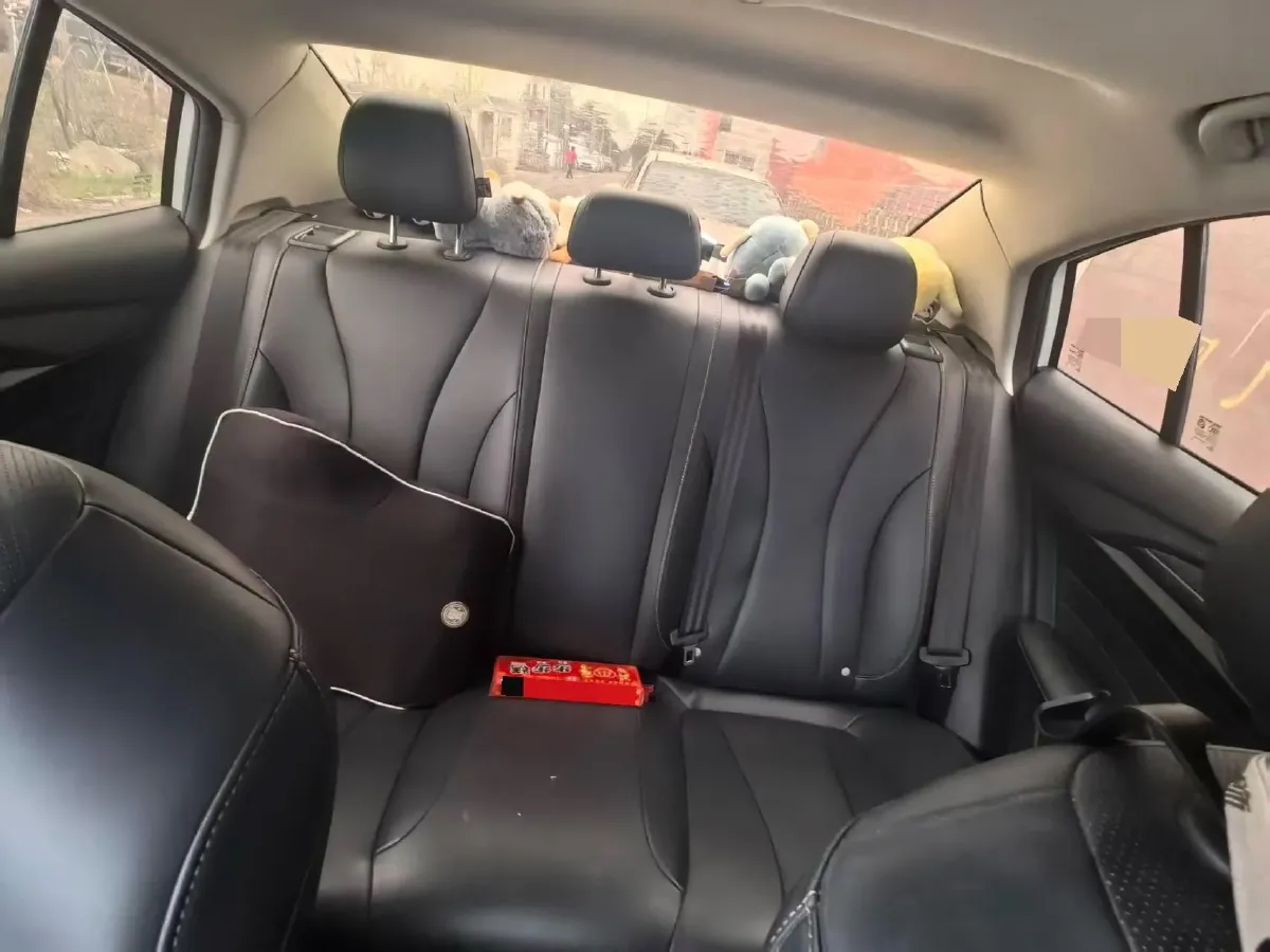 2019 Roewe i5 1.5L 120HP L4 CVT,autocango,china used car exporter,china ev exporter,chinese used car exporter,chinese used ev exporter