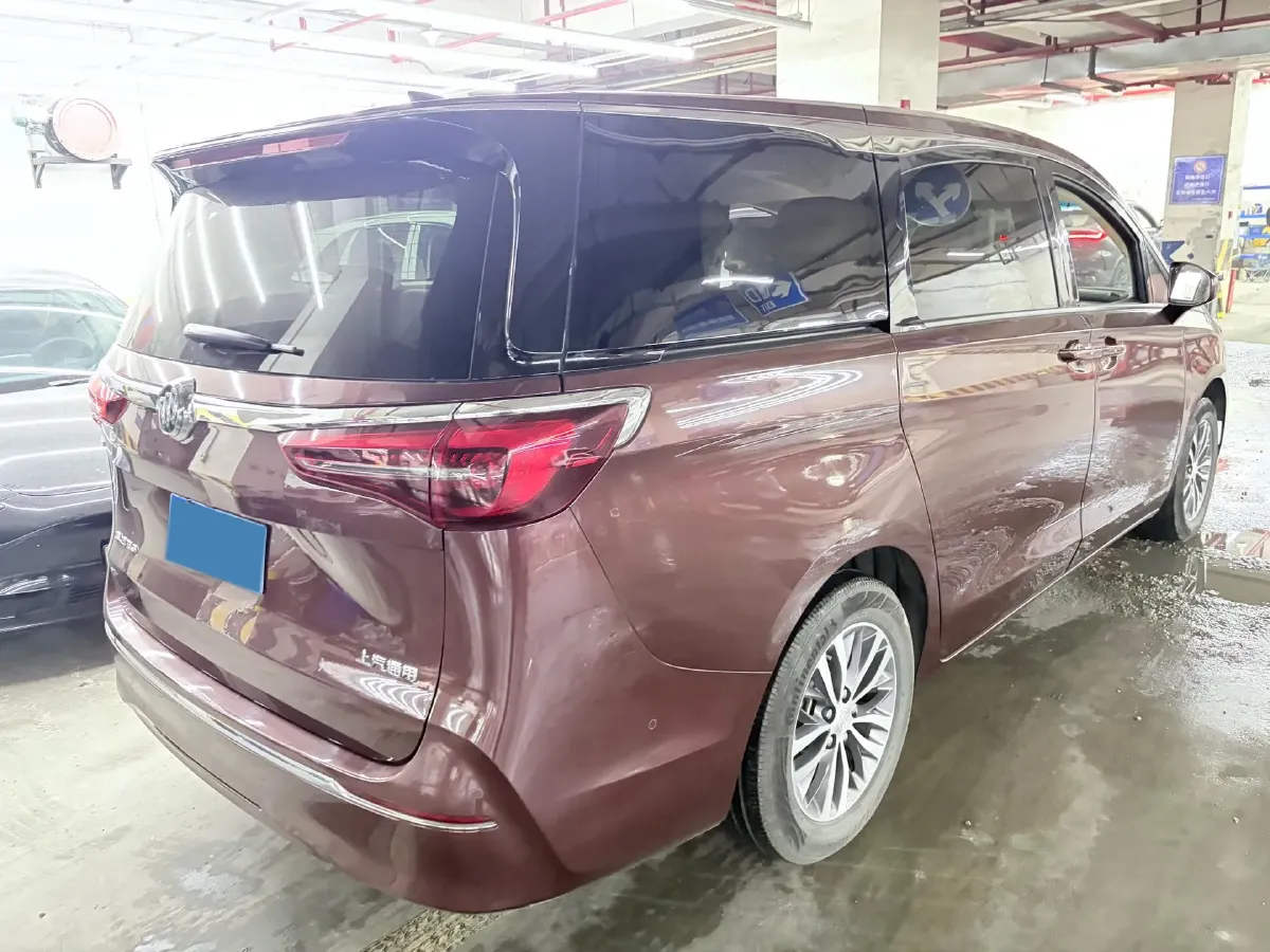 2022 Buick GL8 2.0T 237HP L4 9AT,autocango,china used car exporter,china ev exporter,chinese used car exporter,chinese used ev exporter