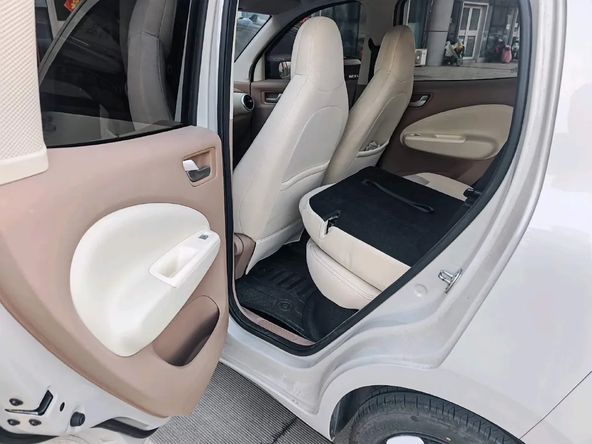 2025 WuLing HongGuang MINI EV BEV 16.2KWH,autocango,china used car exporter,china ev exporter,chinese used car exporter,chinese used ev exporter