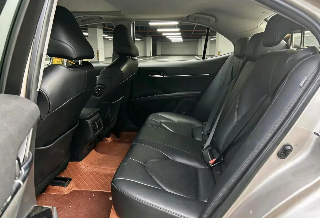 2019 Toyota Camry 2.0L 178HP L4 CVT,autocango,china used car exporter,china ev exporter,chinese used car exporter,chinese used ev exporter