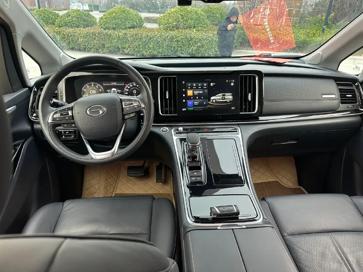 2021 GAC Trumpchi M8 2.0T 252HP L4 8AT,autocango,china used car exporter,china ev exporter,chinese used car exporter,chinese used ev exporter