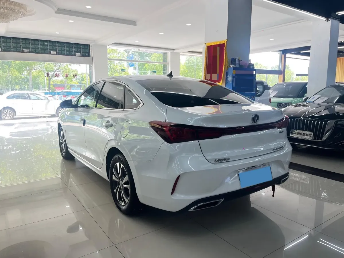 2022 ChangAn Eado 1.4T 160HP L4 7DCT,autocango,china used car exporter,china ev exporter,chinese used car exporter,chinese used ev exporter