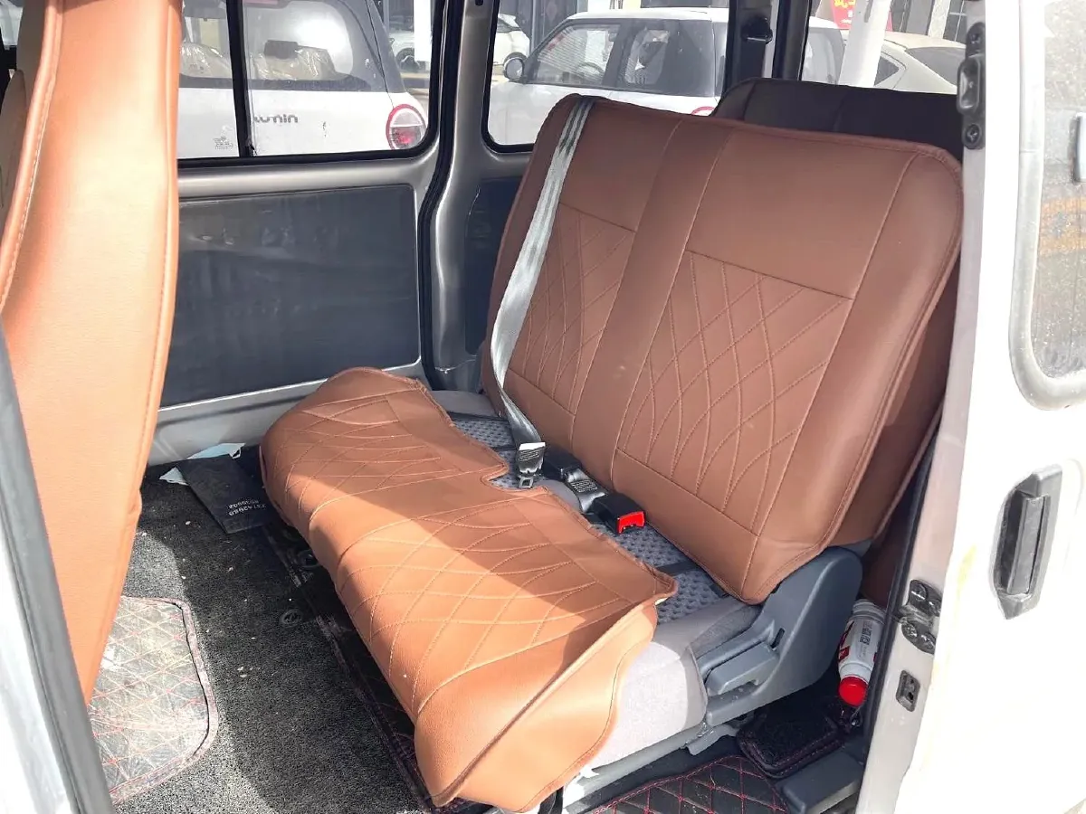 2023 WuLing ZhiGuang 1.5L 102HP L4 5MT,autocango,china used car exporter,china ev exporter,chinese used car exporter,chinese used ev exporter