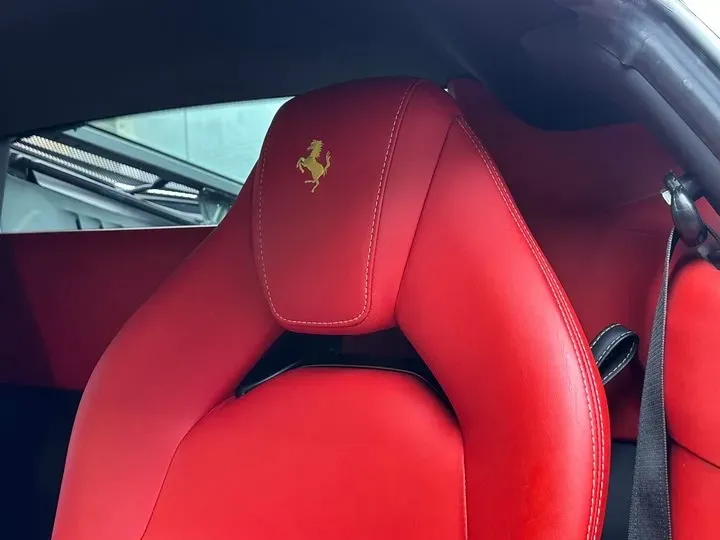 2015 Ferrari 488 3.9T 670HP V8 7DCT,autocango,china used car exporter,china ev exporter,chinese used car exporter,chinese used ev exporter