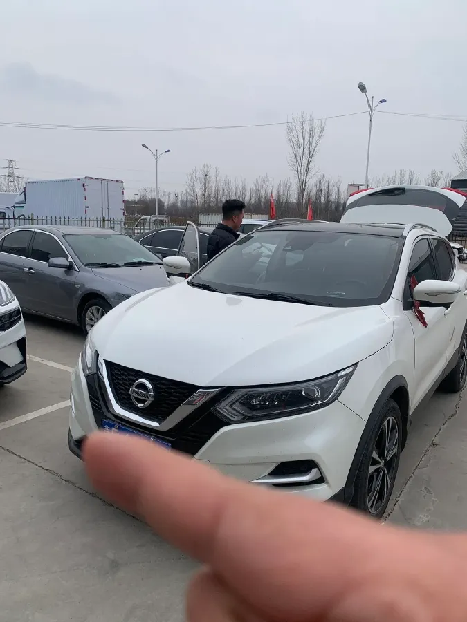 2021 Nissan Qashqai 2.0L 151HP L4 CVT,autocango,china used car exporter,china ev exporter,chinese used car exporter,chinese used ev exporter