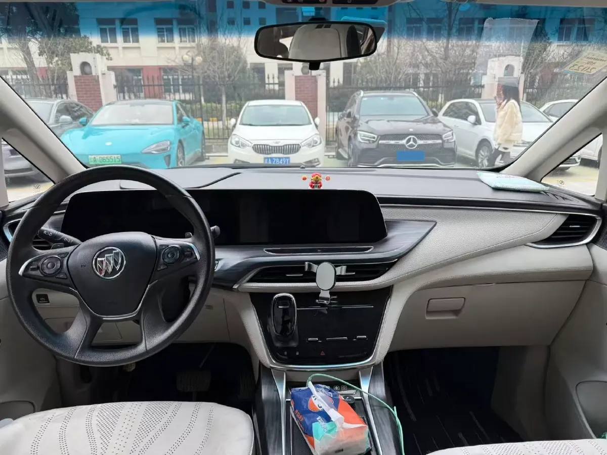 2021 Buick GL8 2.0T 237HP L4 9AT,autocango,china used car exporter,china ev exporter,chinese used car exporter,chinese used ev exporter