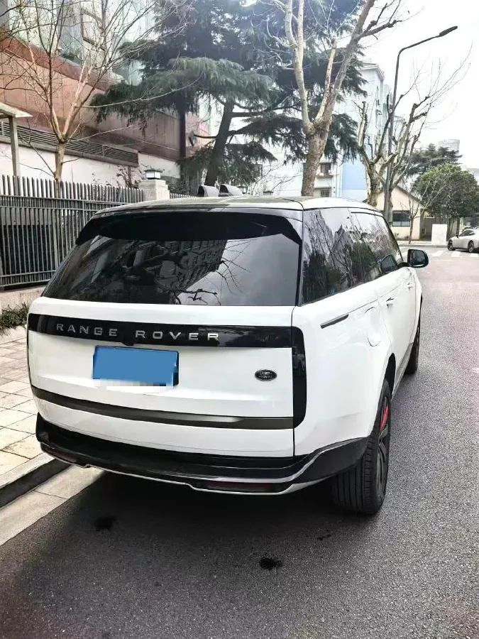 2024 Land Rover Range Rover 3.0T 400HP L6 8AT,autocango,china used car exporter,china ev exporter,chinese used car exporter,chinese used ev exporter