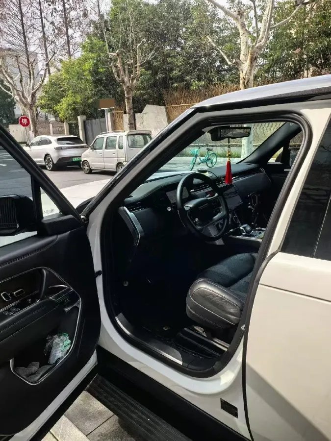 2024 Land Rover Range Rover 3.0T 400HP L6 8AT,autocango,china used car exporter,china ev exporter,chinese used car exporter,chinese used ev exporter