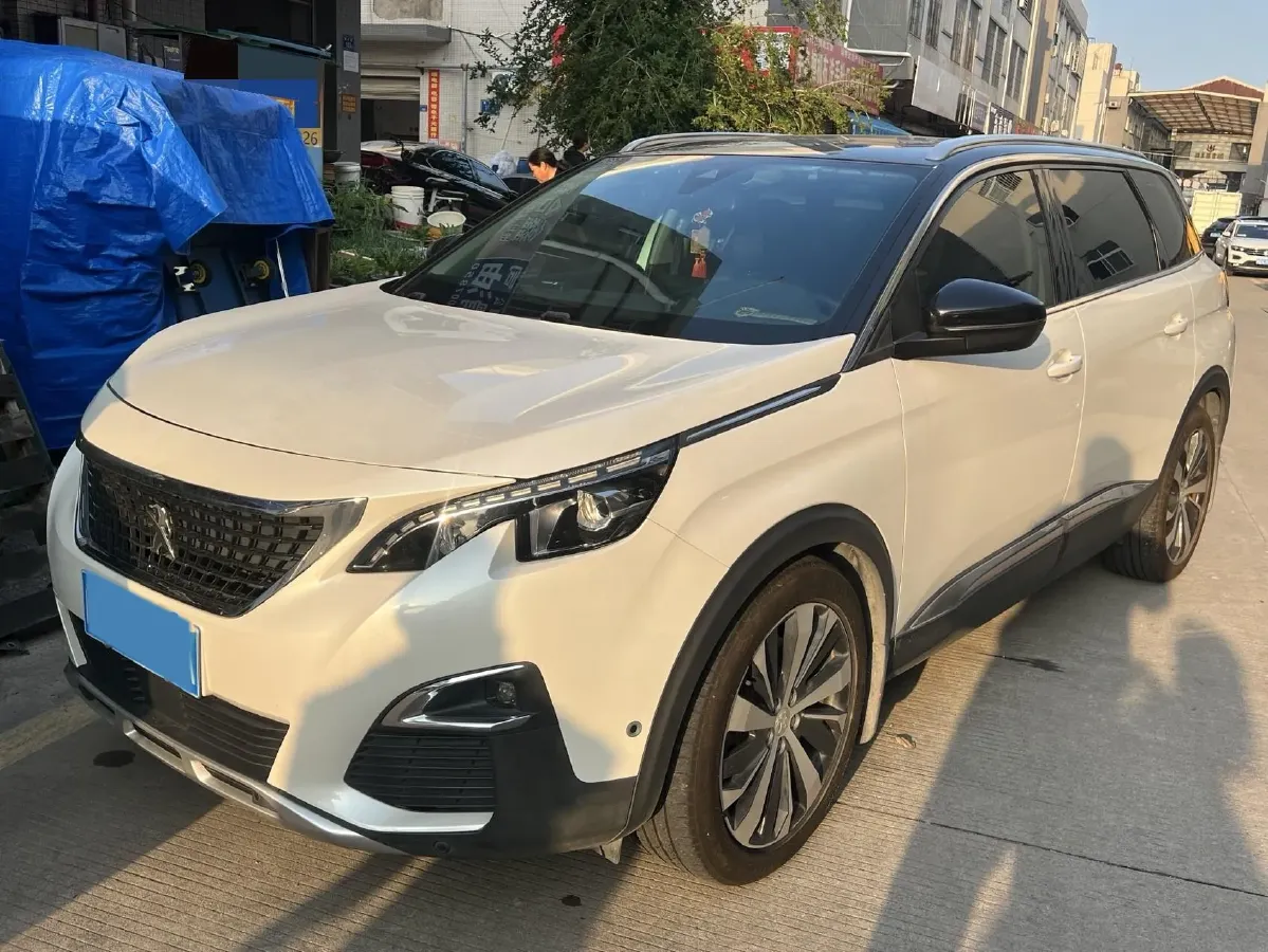 2019 Peugeot 5008 1.8T 211HP L4 8AT,autocango,china used car exporter,china ev exporter,chinese used car exporter,chinese used ev exporter