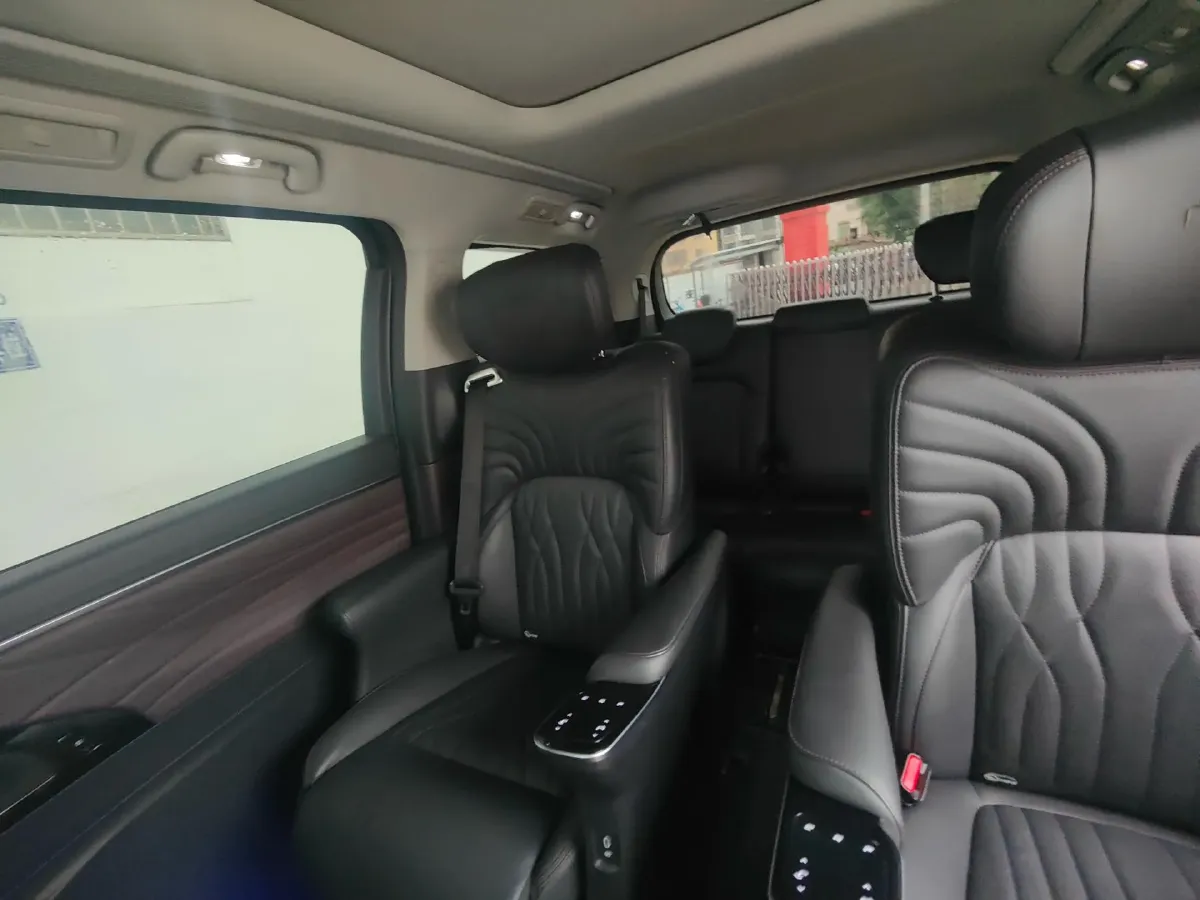 2024 GAC Trumpchi M8 2.0T 252HP L4 8AT,autocango,china used car exporter,china ev exporter,chinese used car exporter,chinese used ev exporter