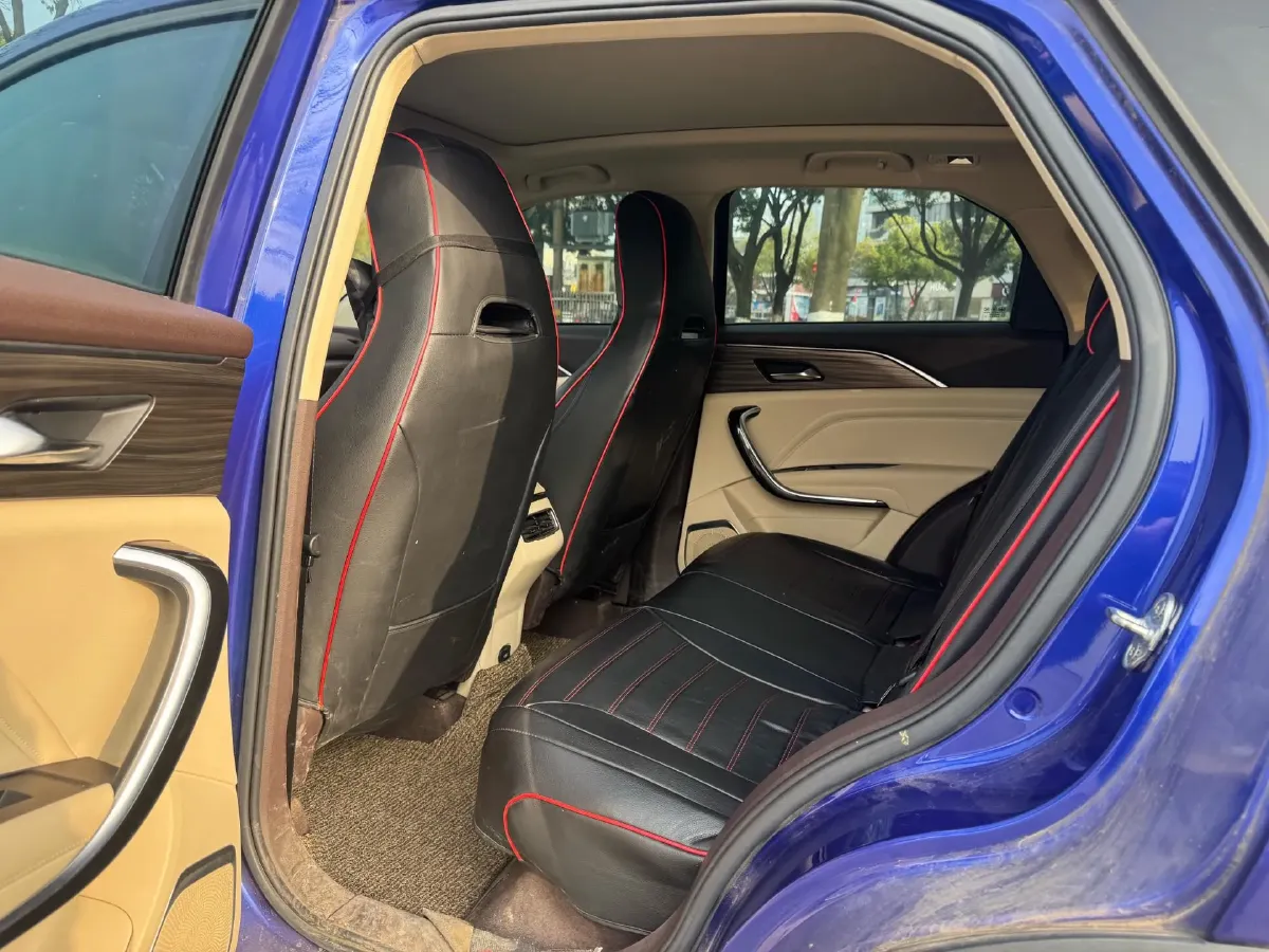 2020 Bestune T77 1.5T 169HP L4 7DCT,autocango,china used car exporter,china ev exporter,chinese used car exporter,chinese used ev exporter