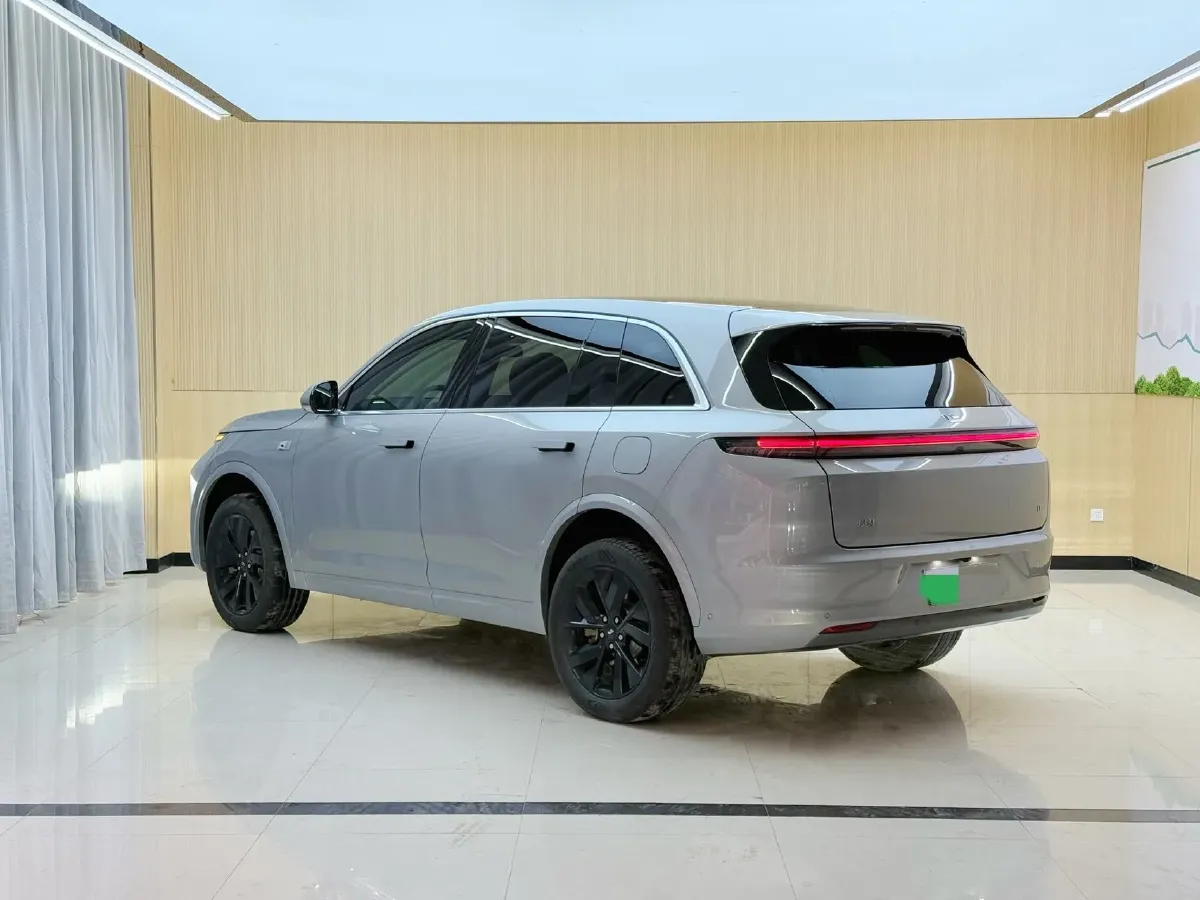 2023 Li L7 Range Extended 154HP REEV 40.9KWH,autocango,china used car exporter,china ev exporter,chinese used car exporter,chinese used ev exporter