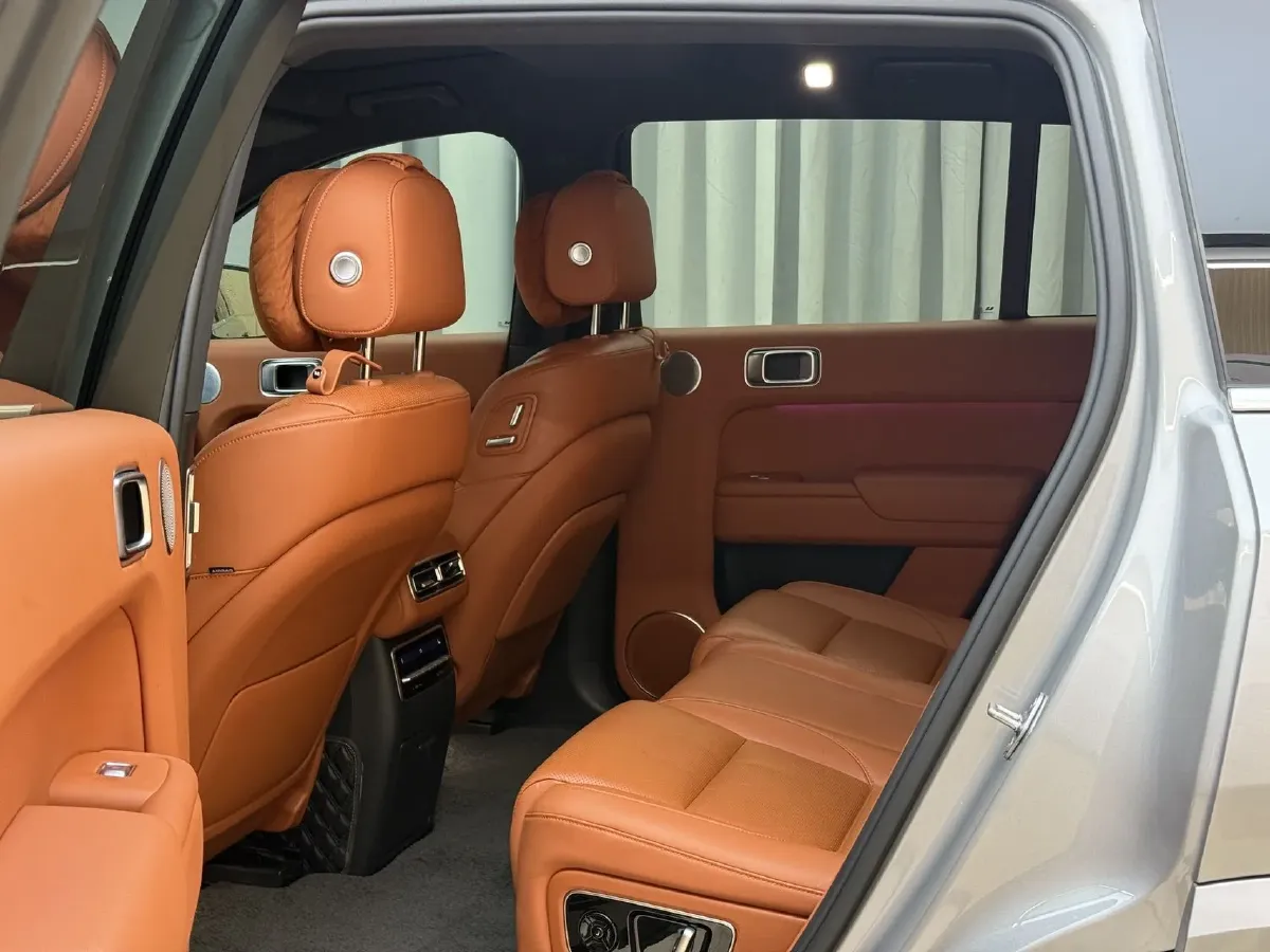 2023 Li L7 Range Extended 154HP REEV 40.9KWH,autocango,china used car exporter,china ev exporter,chinese used car exporter,chinese used ev exporter