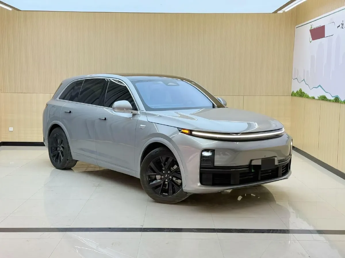 2023 Li L7 Range Extended 154HP REEV 40.9KWH,autocango,china used car exporter,china ev exporter,chinese used car exporter,chinese used ev exporter