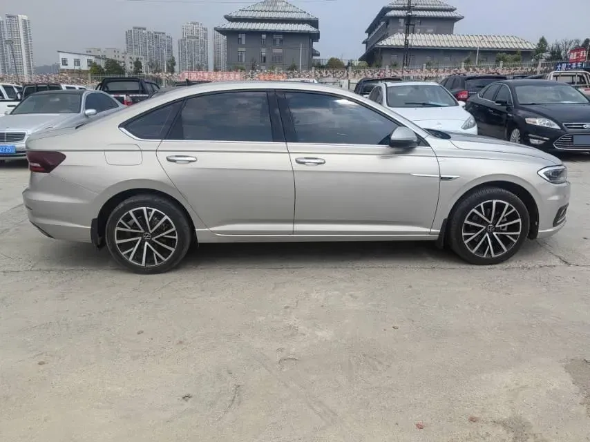 2021 Volkswagen Lavida 1.4T 150HP L4 7DCT,autocango,china used car exporter,china ev exporter,chinese used car exporter,chinese used ev exporter