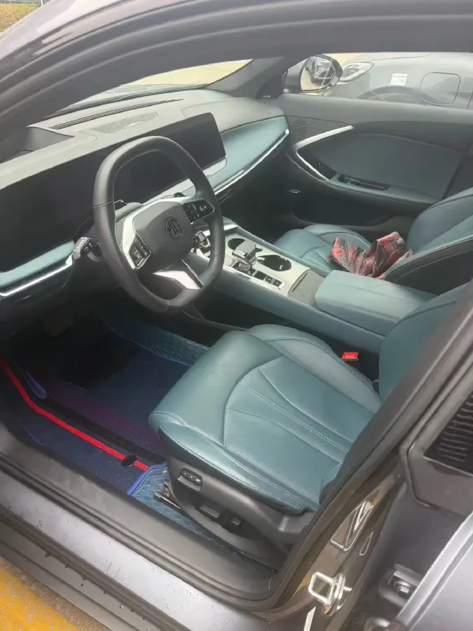 2025 MG 7 2.0T 261HP L4 9AT,autocango,china used car exporter,china ev exporter,chinese used car exporter,chinese used ev exporter