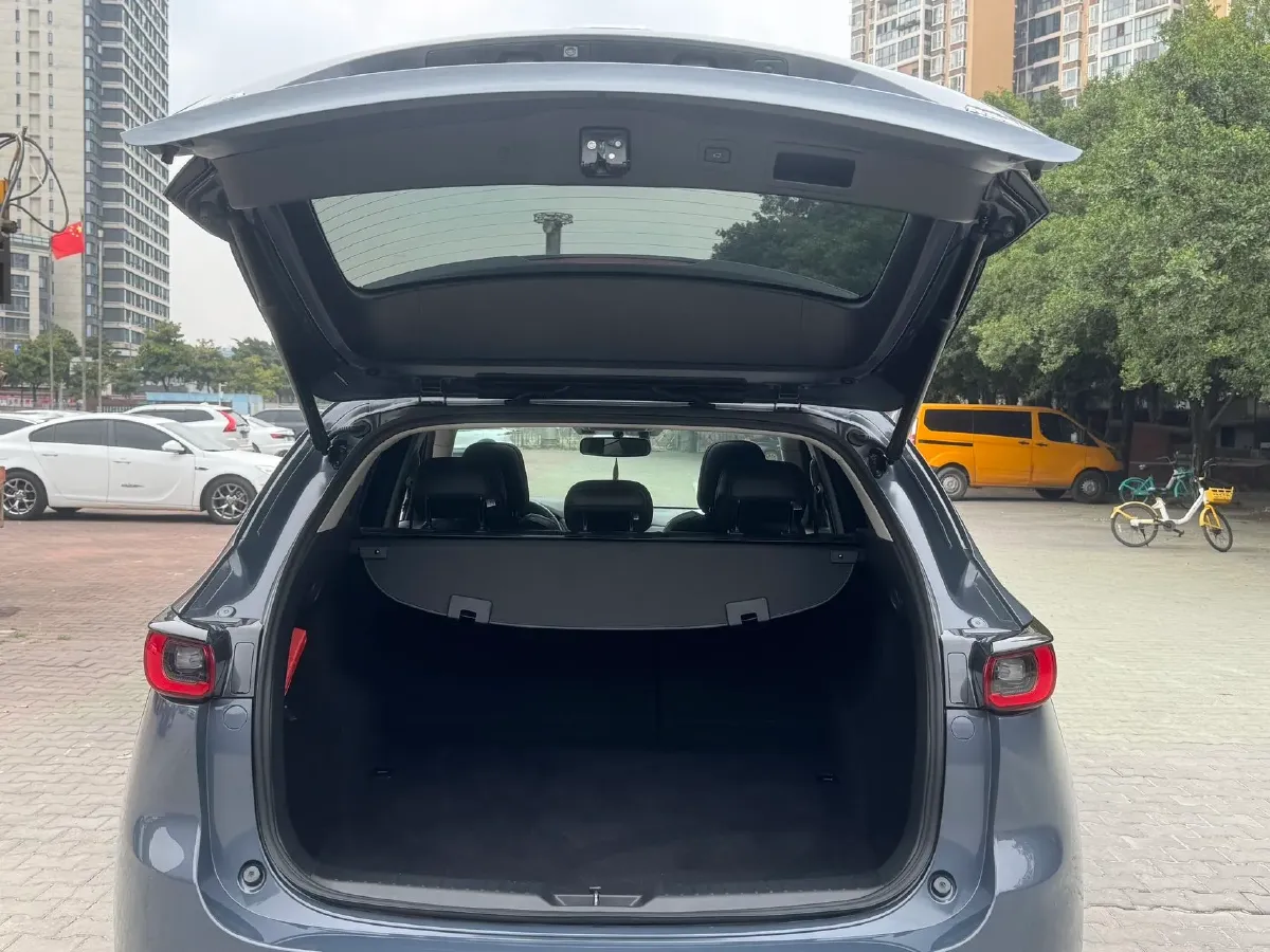 2022 MAXUS XinTu V90 2.0T 150HP L4 6AT,autocango,china used car exporter,china ev exporter,chinese used car exporter,chinese used ev exporter