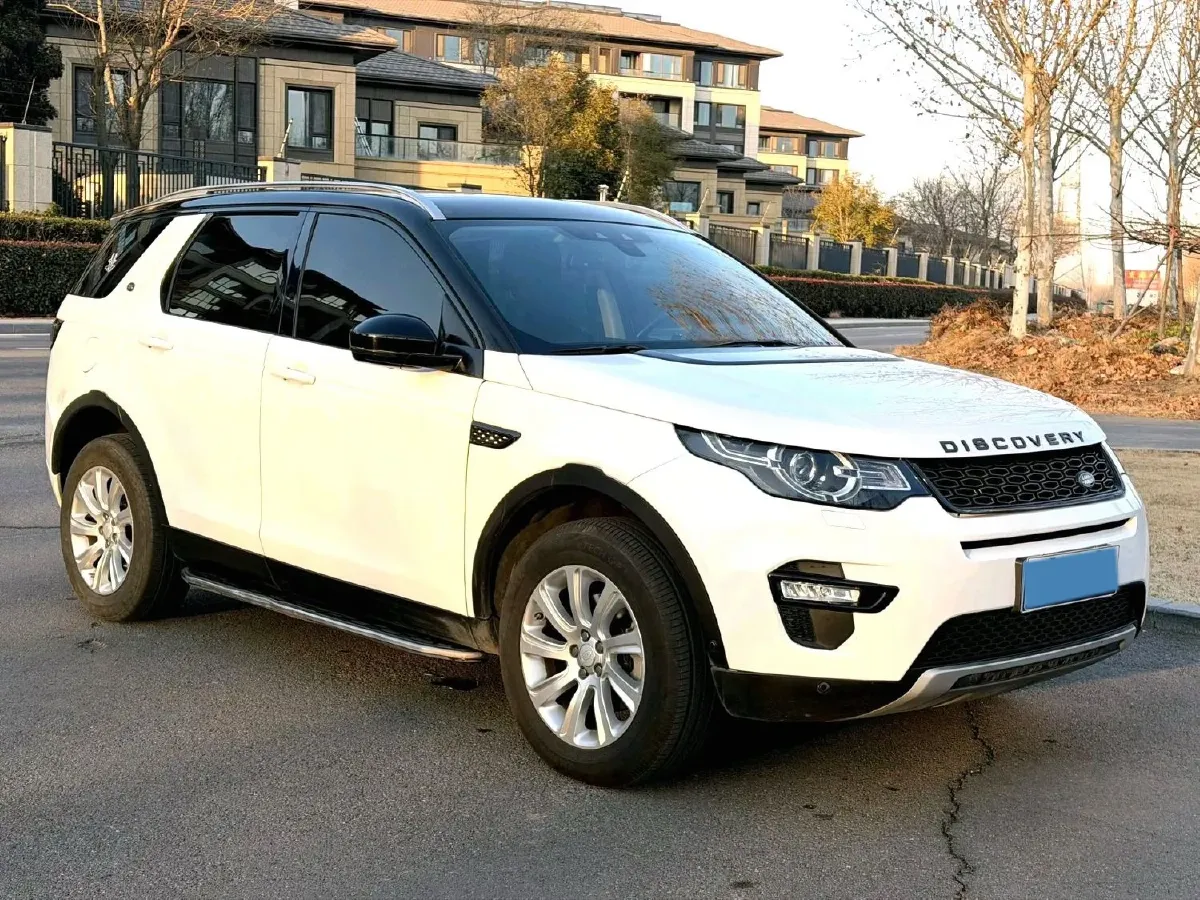 2018 Land Rover Discovery Sport 2.0T 241HP L4 9AT,autocango,china used car exporter,china ev exporter,chinese used car exporter,chinese used ev exporter