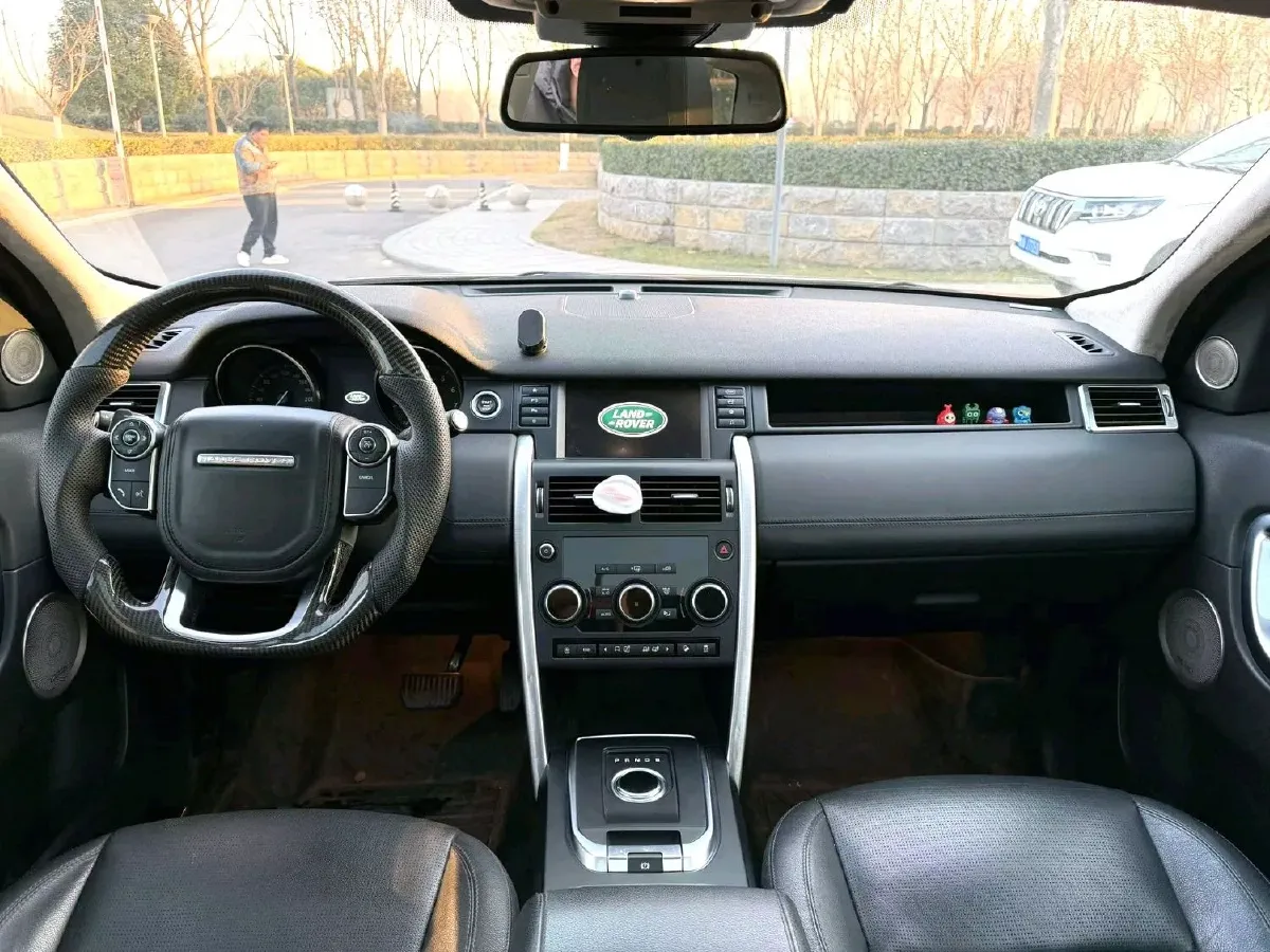 2018 Land Rover Discovery Sport 2.0T 241HP L4 9AT,autocango,china used car exporter,china ev exporter,chinese used car exporter,chinese used ev exporter