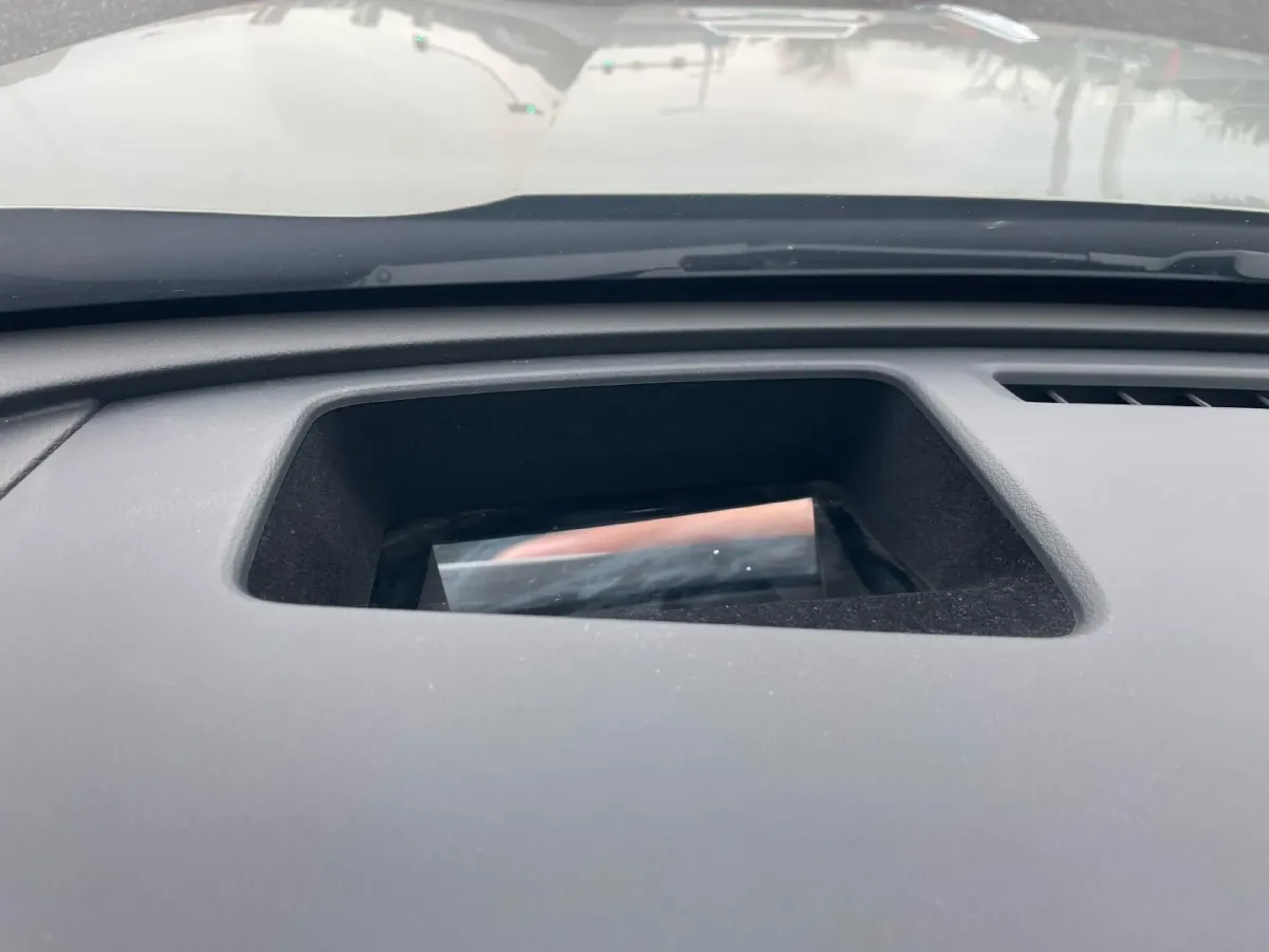 2023 HongQi HS5 2.0T 252HP L4 8AT,autocango,china used car exporter,china ev exporter,chinese used car exporter,chinese used ev exporter