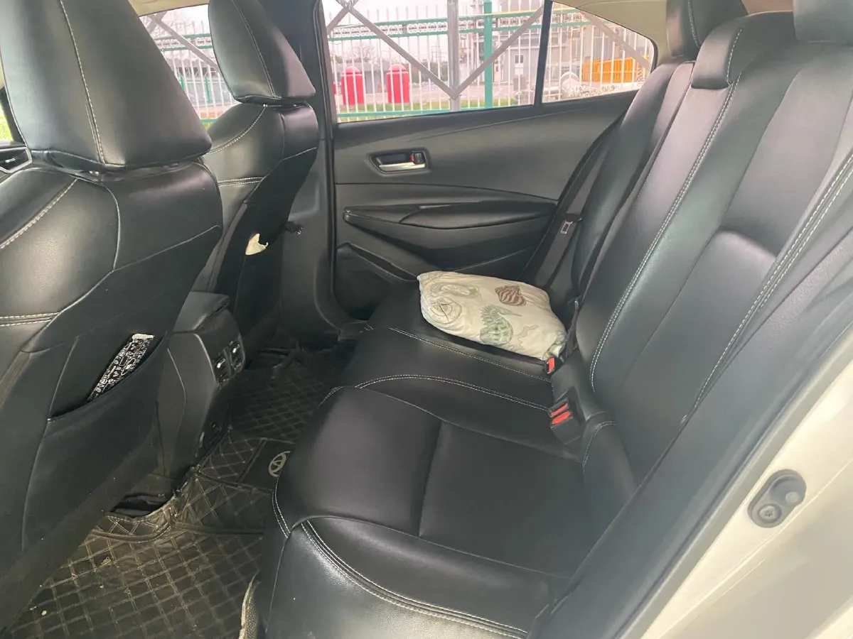 2021 Toyota Corolla 1.2T 116HP L4 CVT,autocango,china used car exporter,china ev exporter,chinese used car exporter,chinese used ev exporter